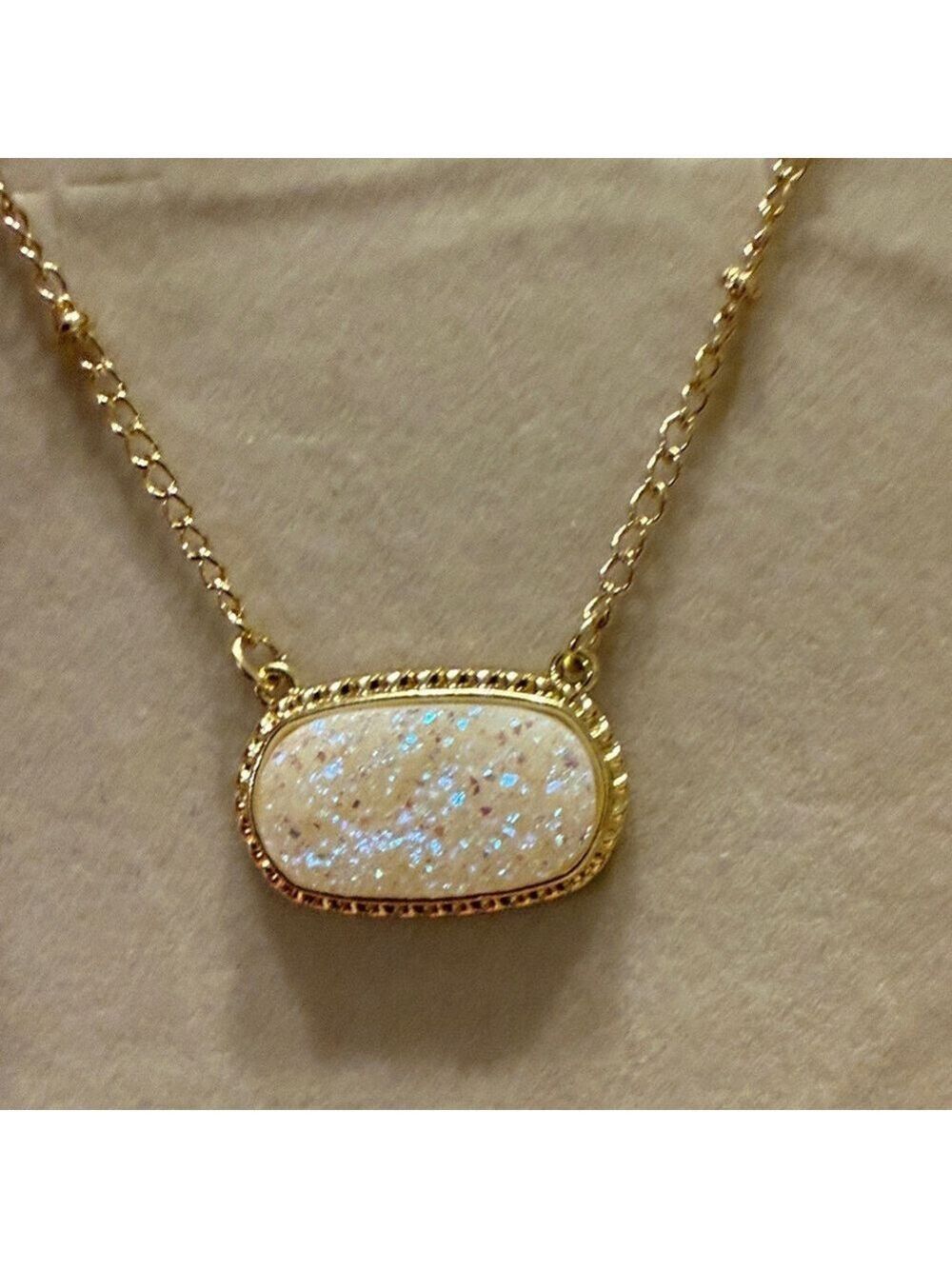 Women’s elegant necklace Classic gold necklace for women’s MSRP $199